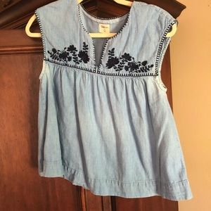 Gap embroidery shirt